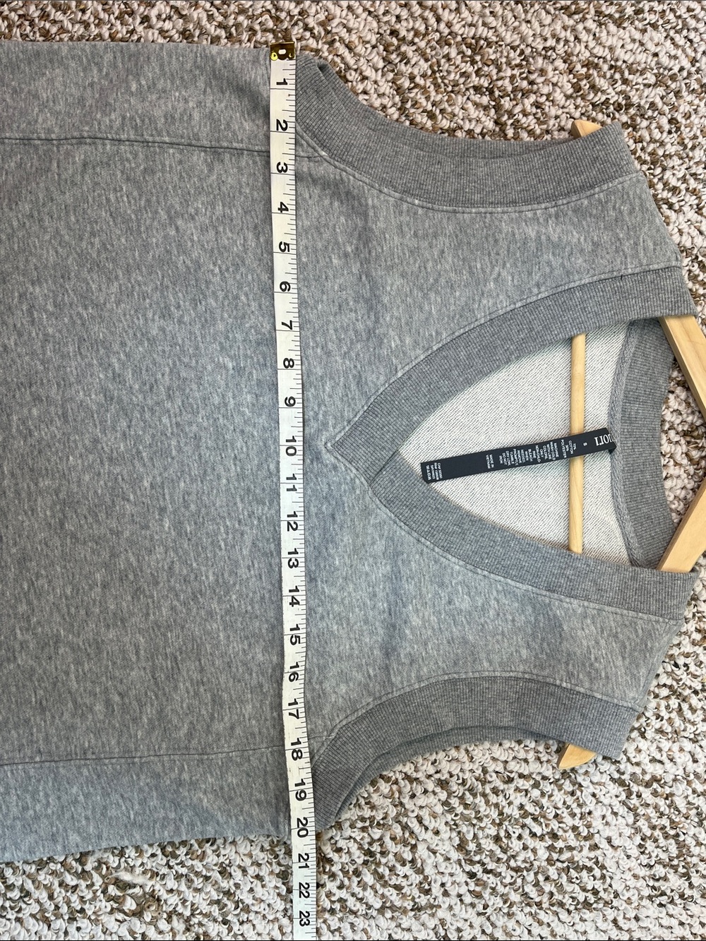 Vuori Sedona Vest Sweatshirt Dress Light Heather Grey Sleeveless Sz Sm NWOT - Picture 11 of 12
